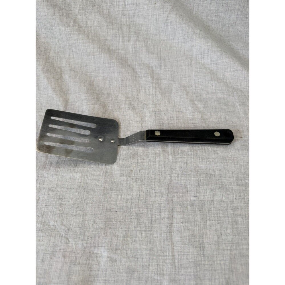 VTG EKCO  SHORT HANDLE SPATULA SLOTTED FLIPPER USA STAINLESS BLACK HANDLE
